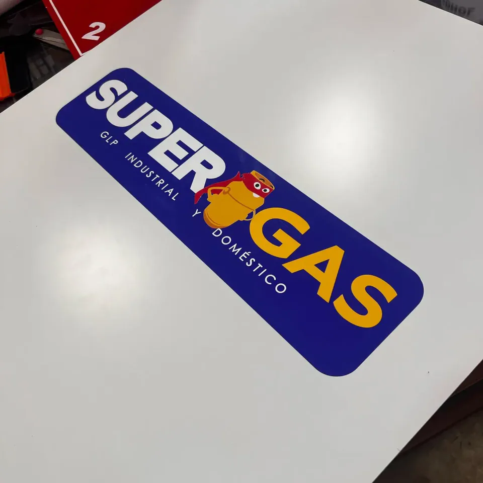 Super Gas: vinilo de corte e impreso — foto 4