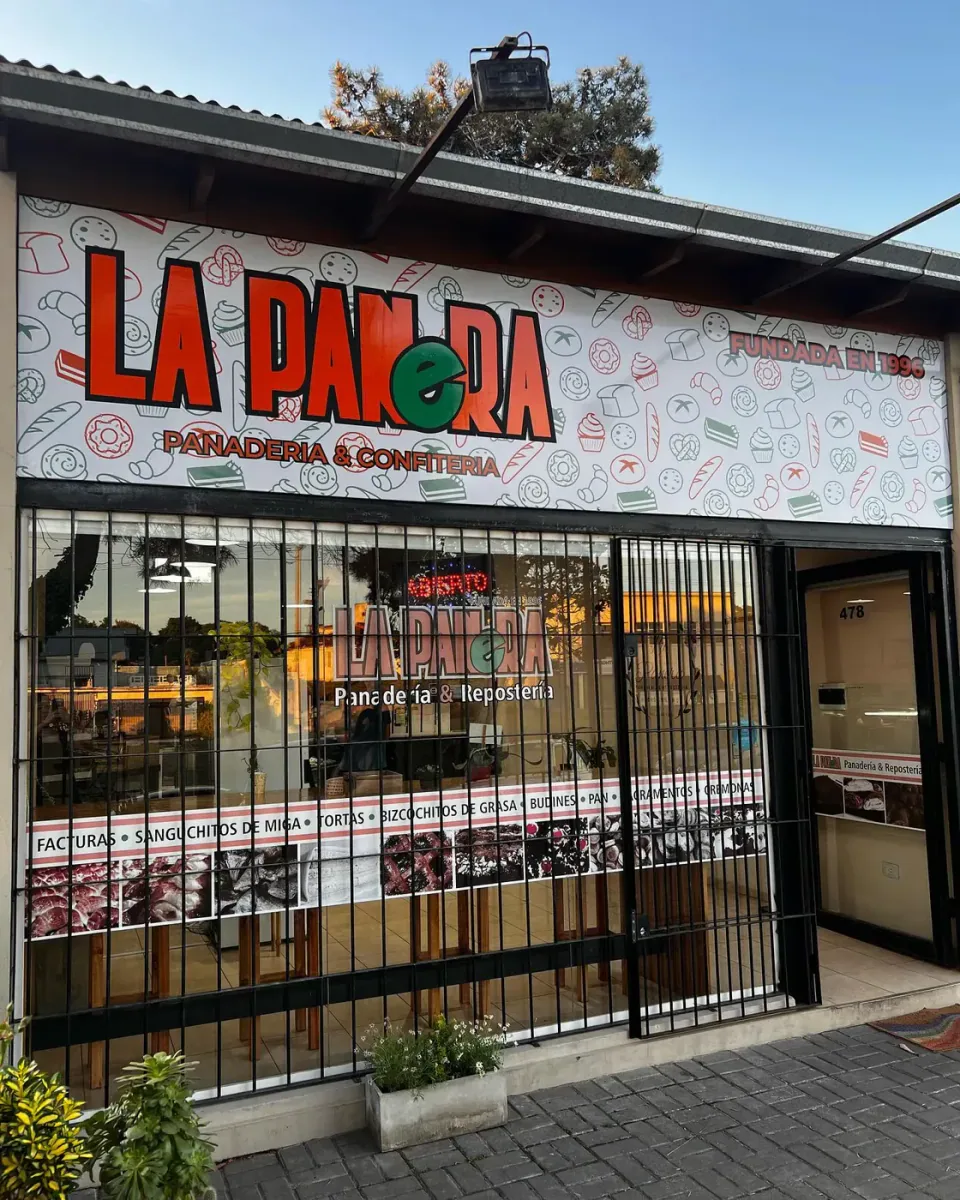 La Panera: lona front laqueada
