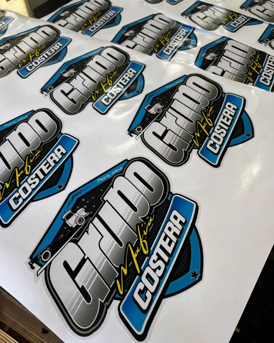 Calcos y stickers con tu logo