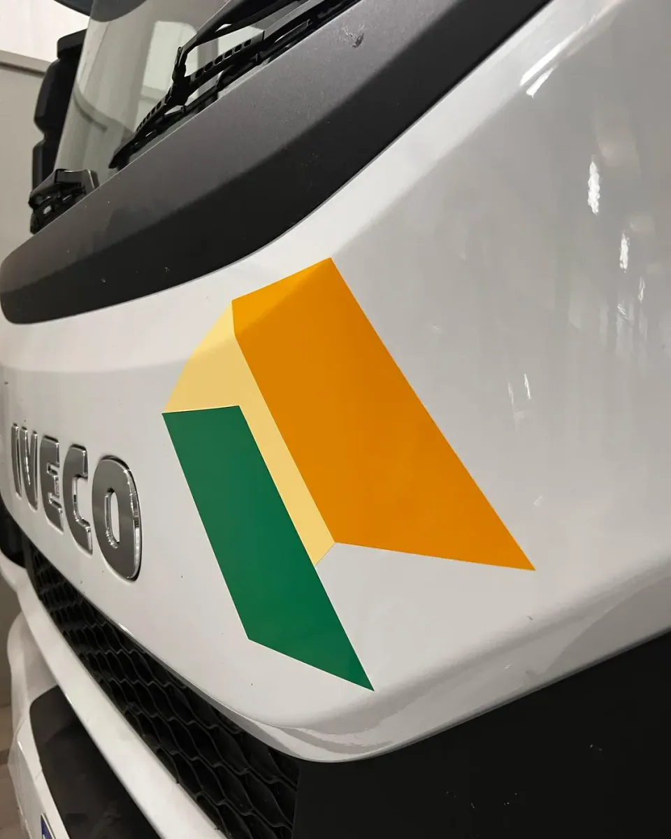 Cermat: vinilo de corte para un IVECO — foto 5
