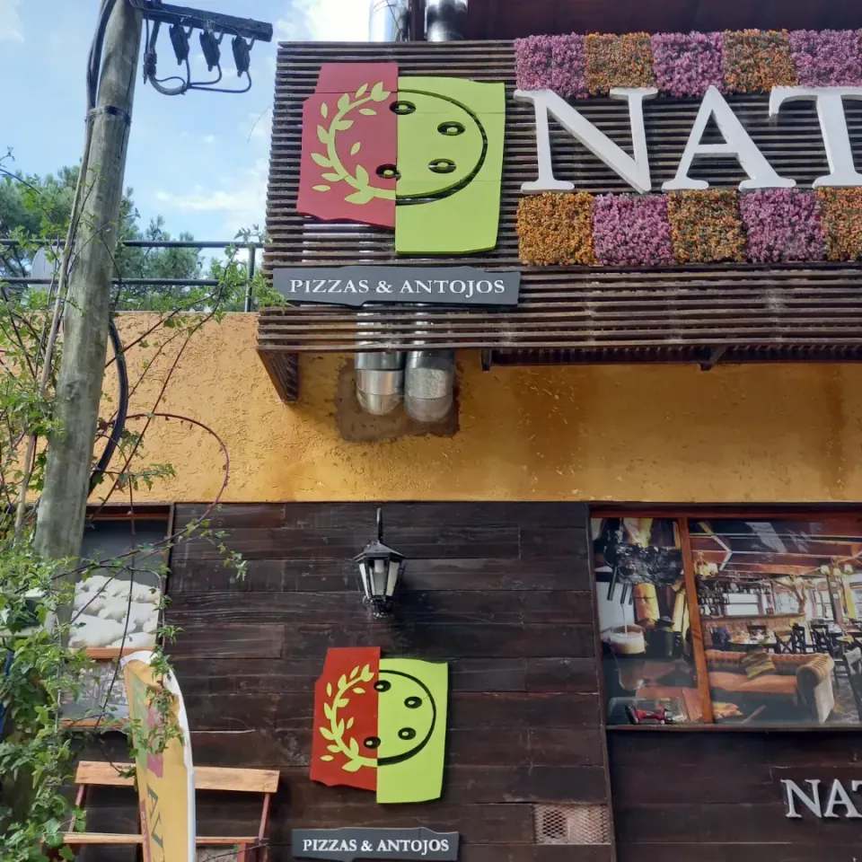 Nativa: cartel luminoso de acrílico — foto 1