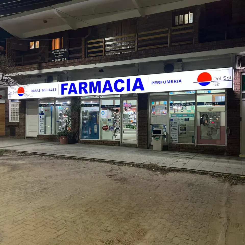 Marquesina de 13 metros para Farmacia Del Sol — foto 4