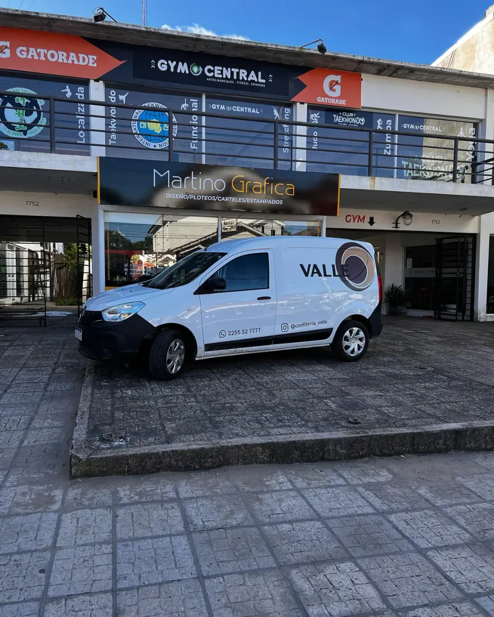 Valle: ploteo con vinilo de corte — foto 4