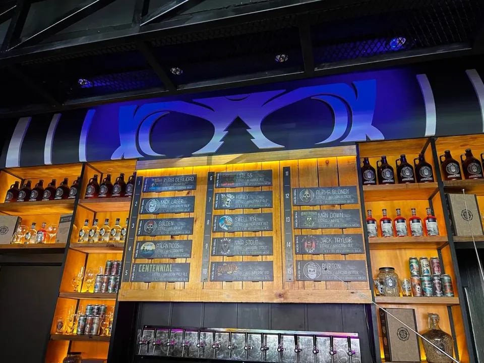 Cervecería: esmerilados, corpóreas y vinilo impreso — foto 4