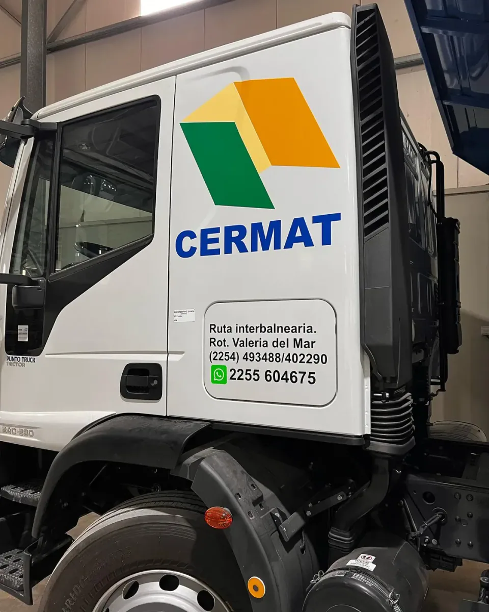 Cermat: vinilo de corte para un IVECO — foto 3