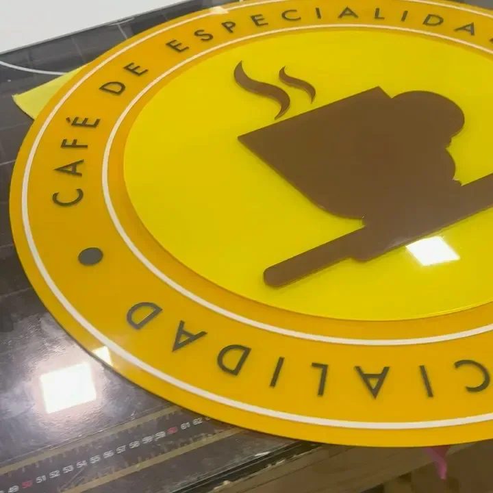 Nené Café: cartel de acrílico y corte láser — foto 4