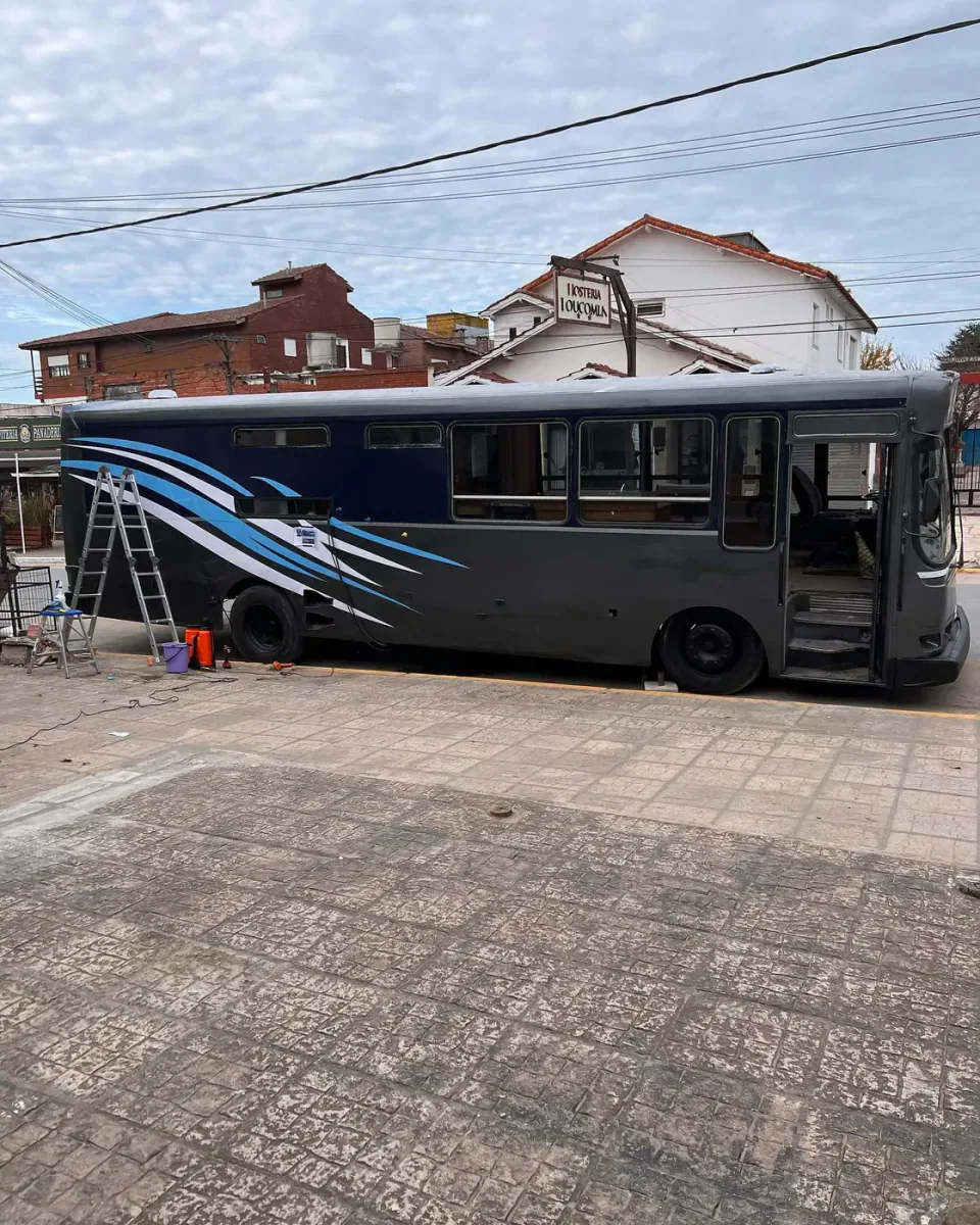 Motorhome ploteado — foto 5